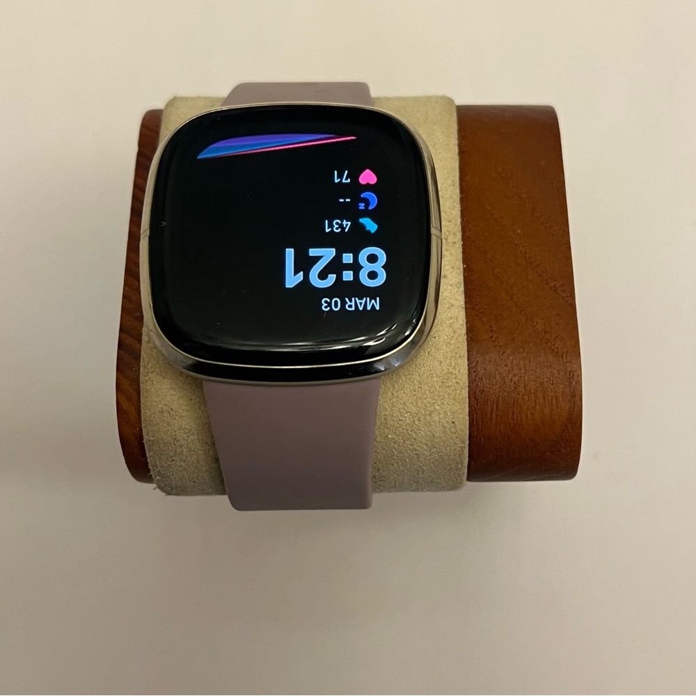 Fitbit Sense Advanced, Gold Case,‎ New Band, Tested, Charger Included - Picture 3 of 6